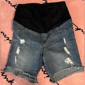 Plus size maternity Bermuda Jean shorts size 16